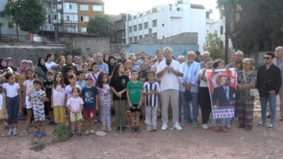 Bursa’nın Çekirge Mahallesi’nde yaşayan veliler, geçtiğimiz yıl yıkılan 1. Murad