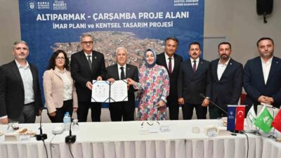 Bursa Büyükşehir Belediyesi, kentin kalbi konumundaki Altıparmak bölgesiyle ilgili imar
