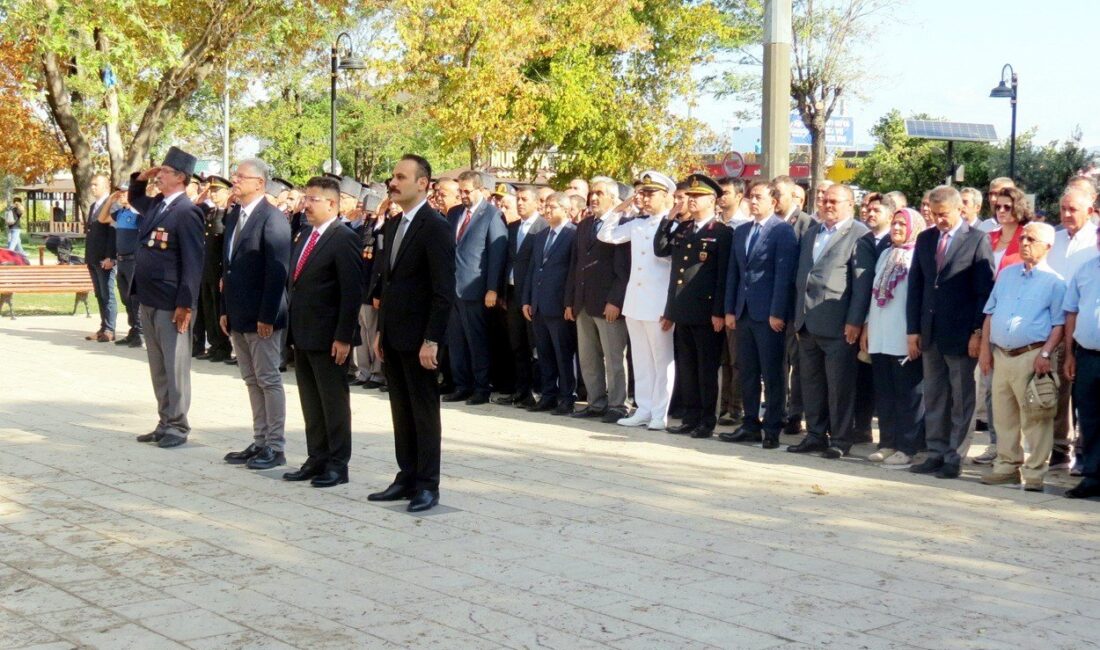 MUDANYA’DA 19 EYLÜL GAZİLER GÜNÜ TÖRENLE KUTLANDI. TÖREN SONRASINDA PROTOKOL