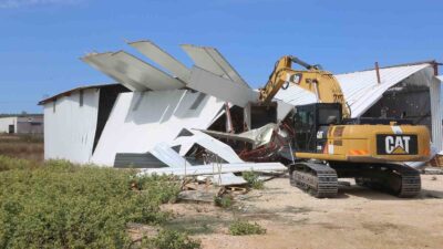 KAÇAK YAPILARLA MÜCADELEYİ ARALIKSIZ SÜRDÜREN NİLÜFER BELEDİYESİ YIKIM EKİPLERİ, BÜYÜKBALIKLI