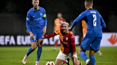 Spor yazarları, geçtiğimiz akşam oynanan FK Rıgas- Galatasaray, Twente- Fenerbahçe