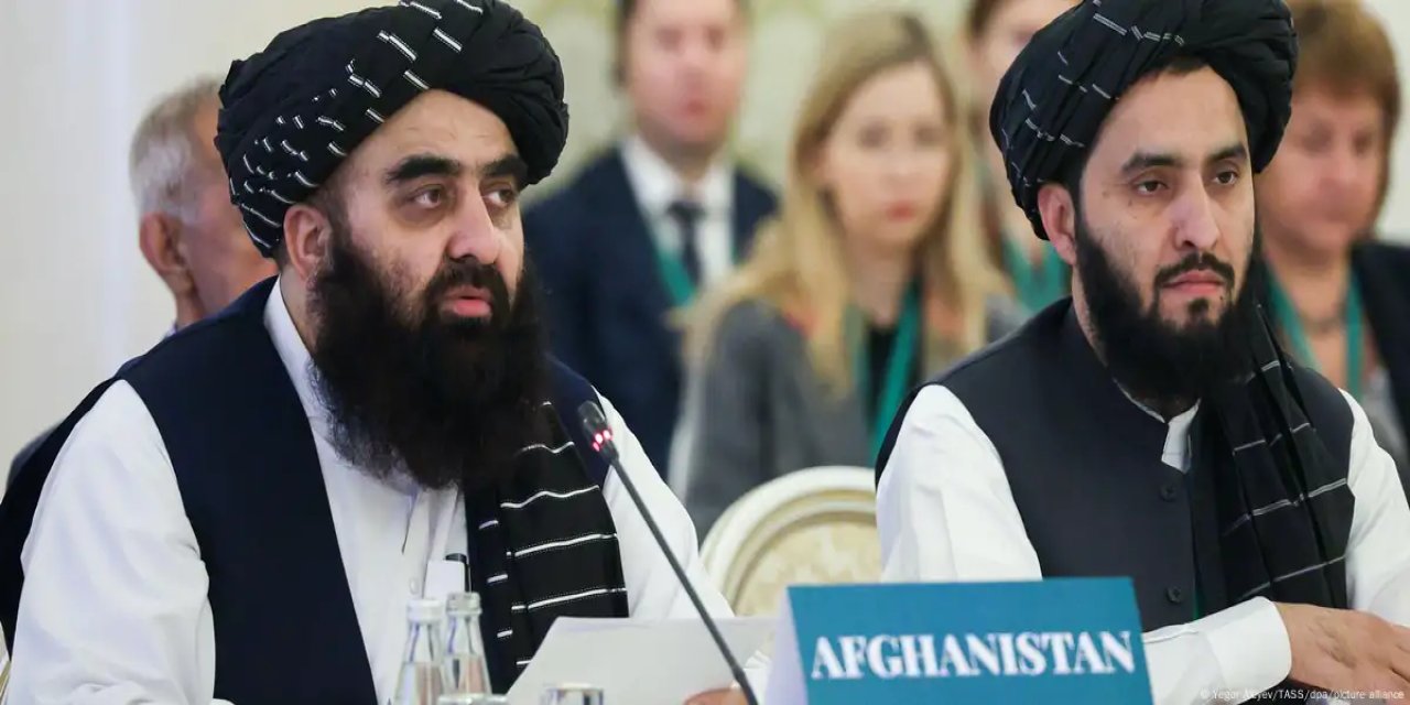Rusya daha önce Vladimir Putin’in “müttefikimiz” dediği Taliban’ı terör örgütleri