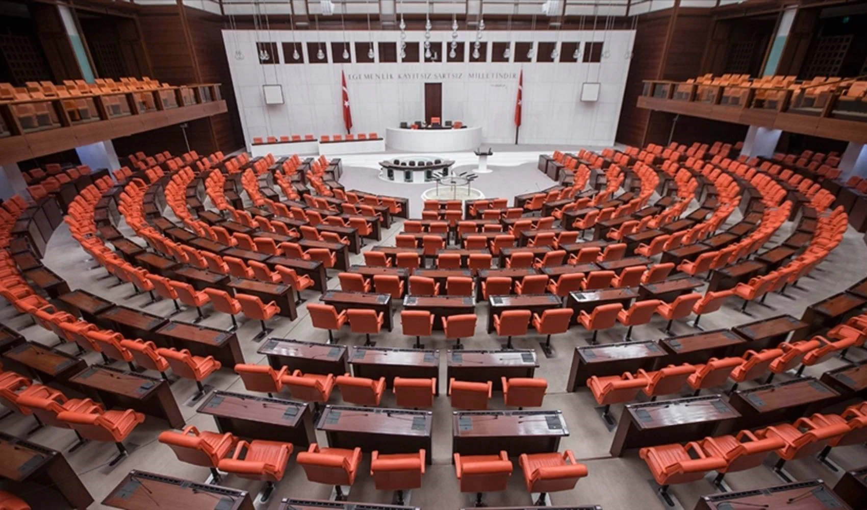 TBMM Genel Kurulu haftalık çalışmasına 8 Ekim Salı günü başlayacak.