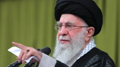 İran’ın dini lideri Hamaney cuma hutbesinde açıklamalarda bulundu: ‘İsrail yok