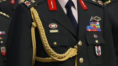 Milli Savunma Bakanlığı Suriye sınırında makam aracıyla insan kaçakçılığı yaptığı