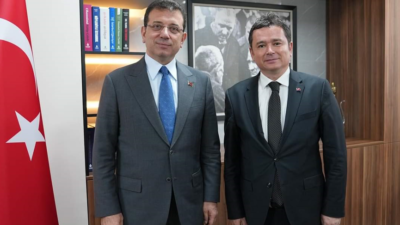 Ekrem İmamoğlu Osmangazi Belediye Başkanı Erkan Aydın ile buluştu. Osmangazi