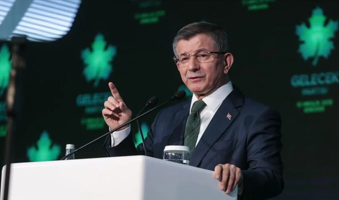 Gelecek Partisi Genel Başkanı Ahmet Davutoğlu, MHP Genel Başkanı Devlet