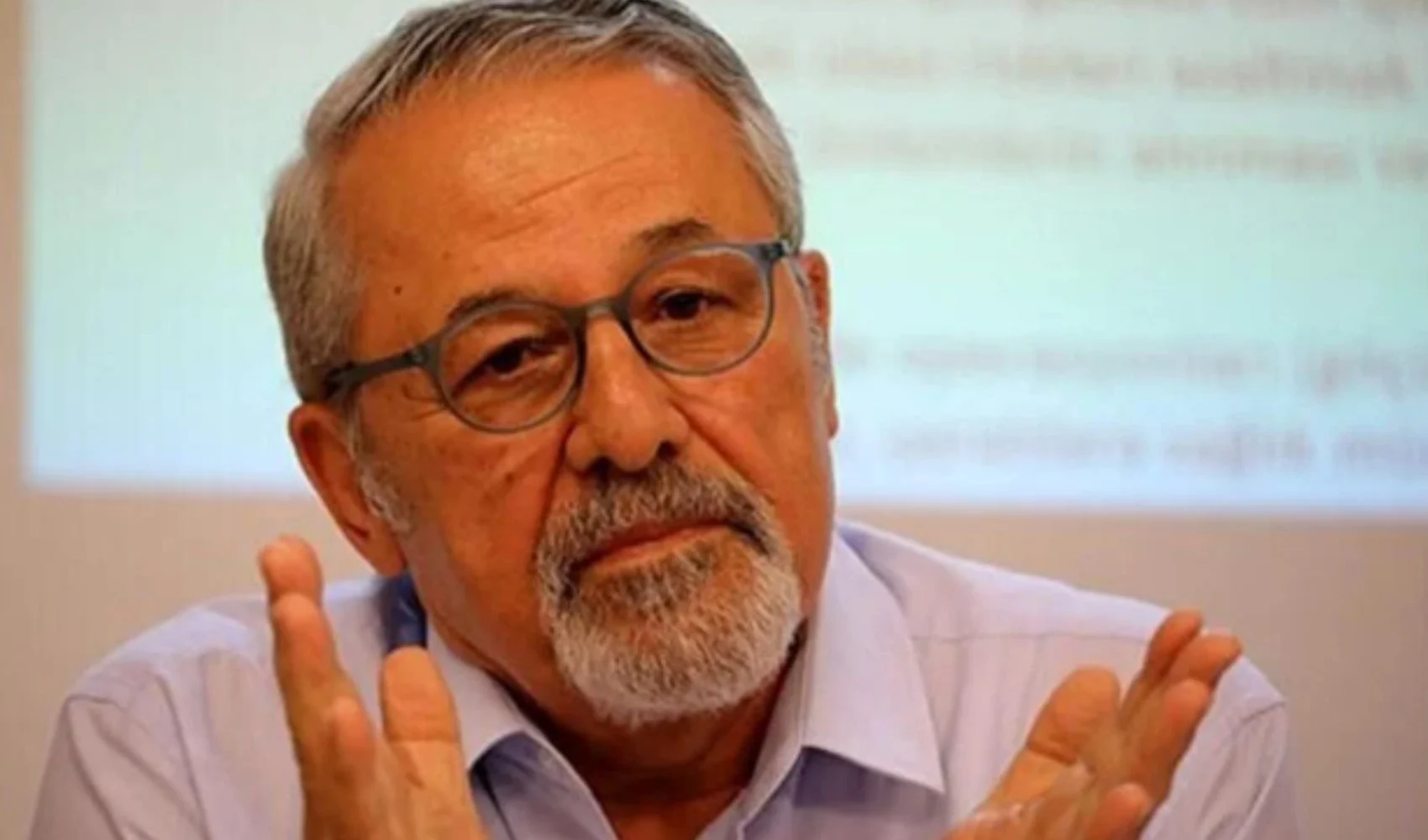 Çanakkale Eceabat’ta 4.4 büyüklüğünde deprem meydana geldi. Yer bilimci Prof.