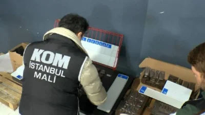 Bağcılar ve Gaziosmanpaşa’da sahte plaka basıldığı tespit edilen iki adrese