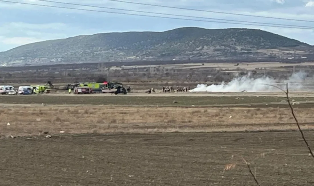 Isparta’da askeri helikopter düştü. Olay yerine çok sayıda ambulans ve