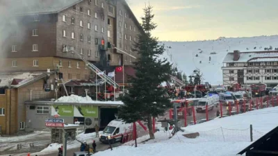 Bolu Kartalkaya Kayak Merkezi’ndeki Grand Kartal Otel’de çıkan yangında 76