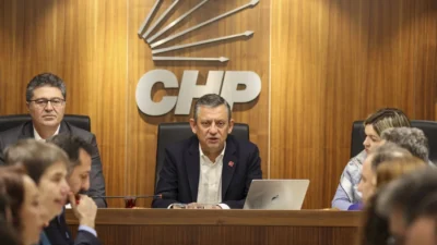 CHP, İstanbul İl Başkanlığı’nda olağanüstü toplanarak Cumhurbaşkanı adayını belirleme sürecini