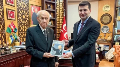Ülkü Ocakları Başkanı Ahmet Yiğit Yıldırım, Zafer Partisi Genel Başkanı
