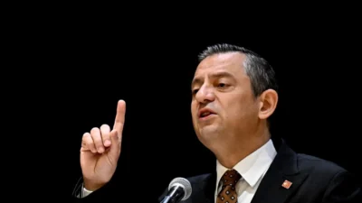 CHP lideri Özgür Özel, 15 Temmuz darbe girişiminde darbeye karşı