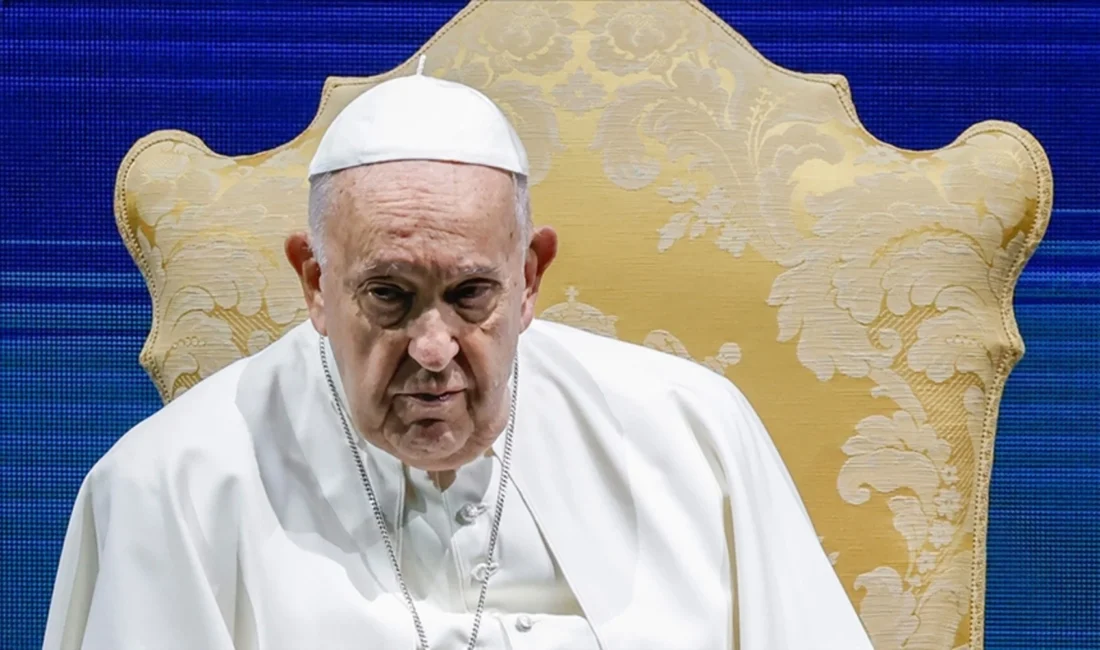 Zatürre geçirdiği açıklanan Papa Francis’e yakın kaynaklar, Katoliklerin ruhani liderinin