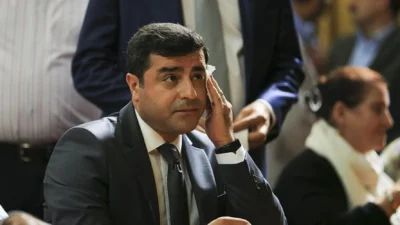 Cumhurbaşkanı Erdoğan’ın onayıyla eşi Başak Demirtaş’ın ameliyatında yanında bulunması için