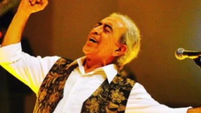 Türk müziğinin efsane ismi Edip Akbayram, 52 gün süren tedavi