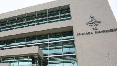 Anayasa Mahkemesi, kamuoyunda tartışmalara neden olan sahipsiz hayvanlarla ilgili düzenlemeleri