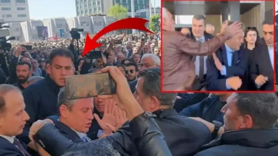 AKM’de Sırrı Süreyya Önder için düzenlenen törene katılan CHP lideri