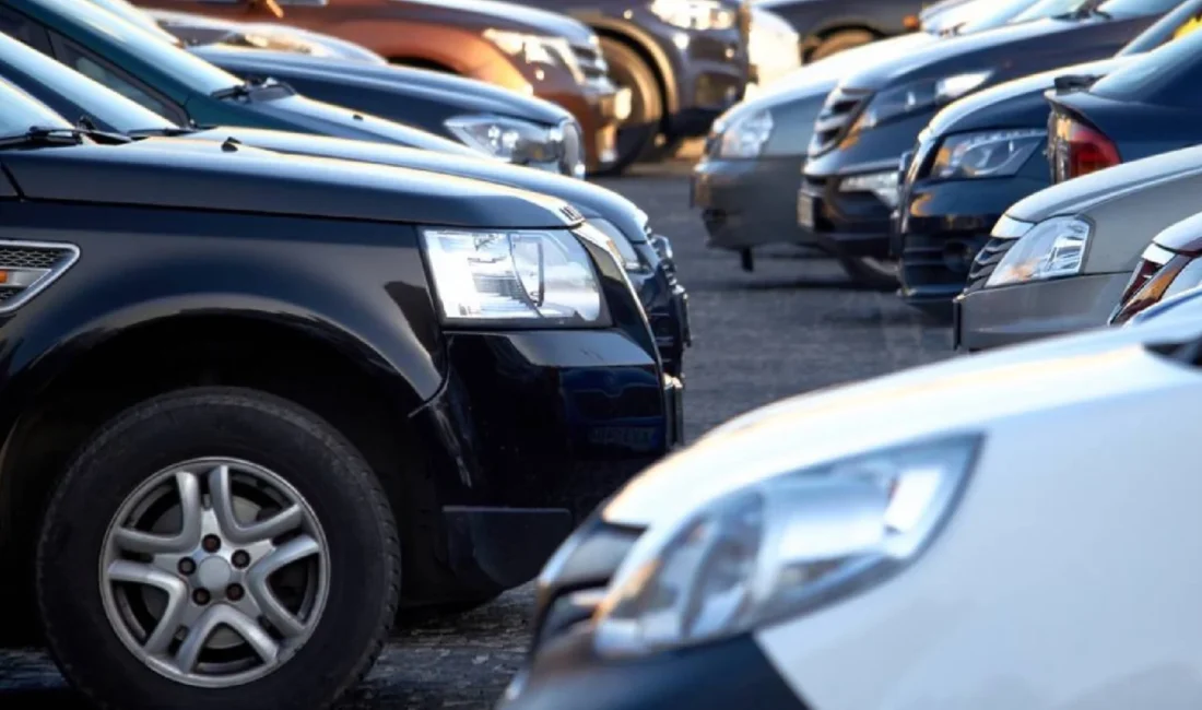 Ticaret Bakanlığı, ikinci el otomobil ticaretinde yetki belgesi bulunmayan kişi