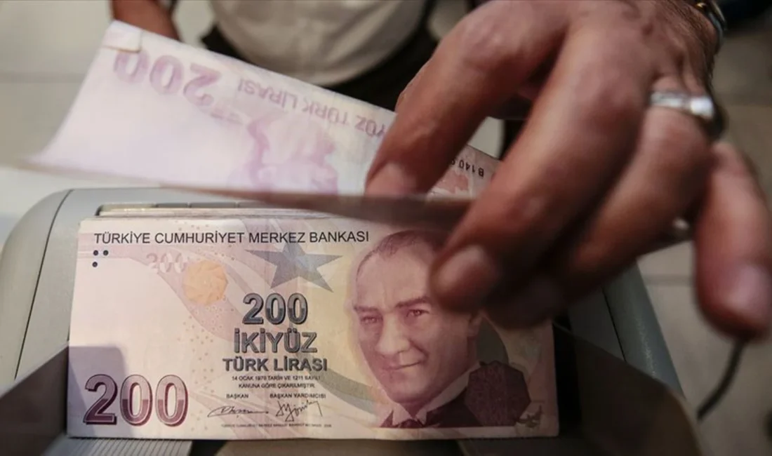 Emekli maaşına gelen zamla birlikte emeklilerin gözü promosyon oranlarına çevrildi.