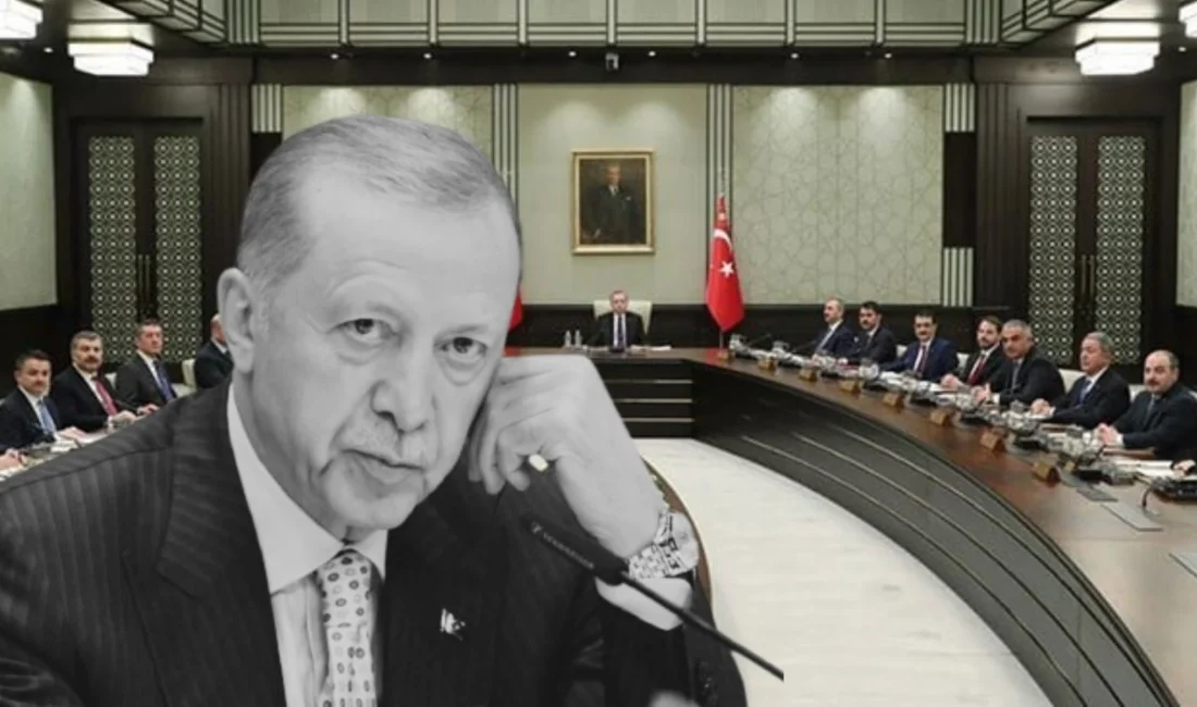 CHP’li belediyelere yapılan operasyonları “siyasi kuşatma” olarak nitelendiren CHP kurmayları,