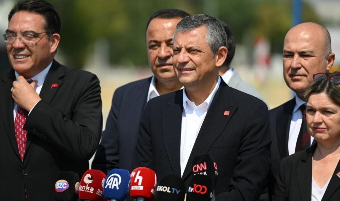 CHP Genel Başkanı Özgür Özel, Meclis’te kurulacak komisyona dair açıklamalarda