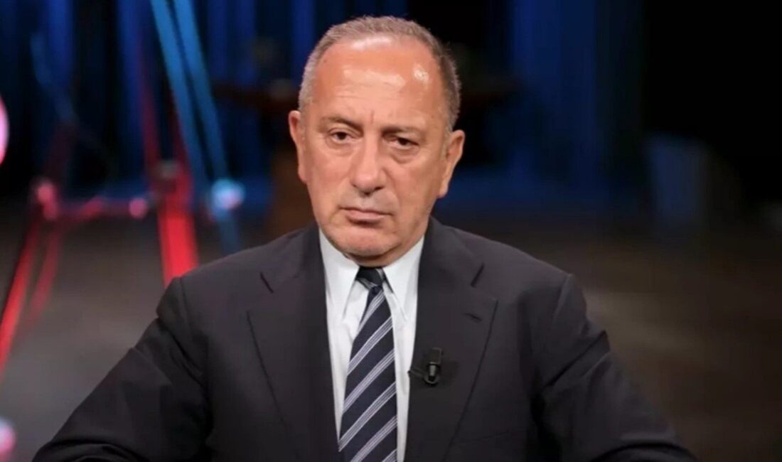 CHP İstanbul İl Kongresi’nin iptal edilmesi ve Özgür Çelik’in görevden