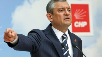 Partisine yönelik soruşturmalarla ilgili konuşan CHP lideri Özgür Özel, dosyada