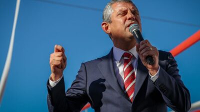 CHP Lideri Özgür Özel, MHP Lideri Bahçeli’nin Anıtkabir ve Saray’daki