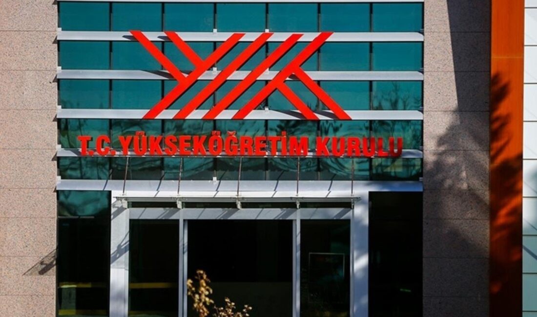 Yükseköğretim Kurulu (YÖK), üniversitelerde lisans eğitimini 3 yıla indirmek için