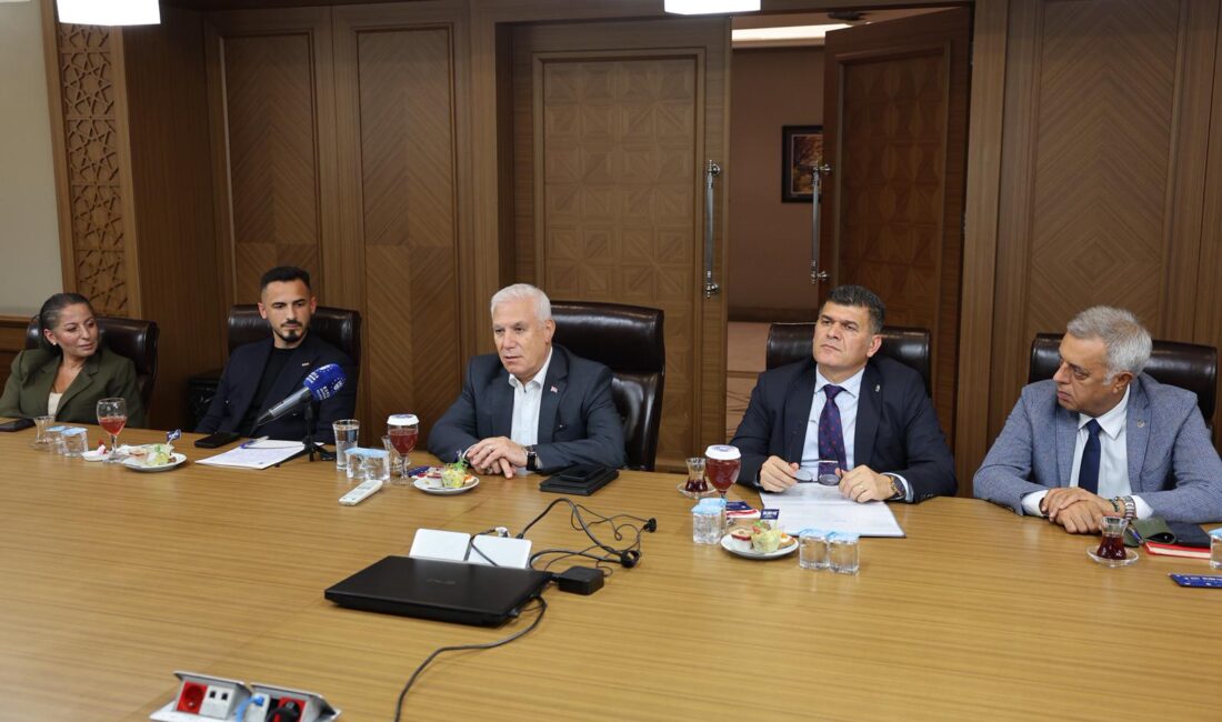 BAŞKAN MUSTAFA BOZBEY, ÇEVRE DÜZENİ PLANI ÇALIŞMALARI KAPSAMINDA TURİZM SEKTÖRÜNÜN