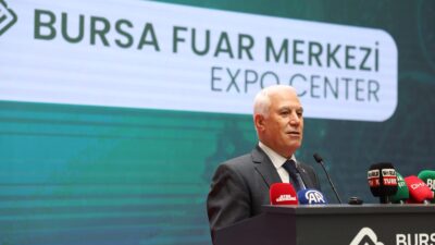BURSA FOOD POİNT FUARI’NDA KONUŞAN BAŞKAN MUSTAFA BOZBEY, ÜRETİCİYİ DESTEKLEDİKLERİNİ,