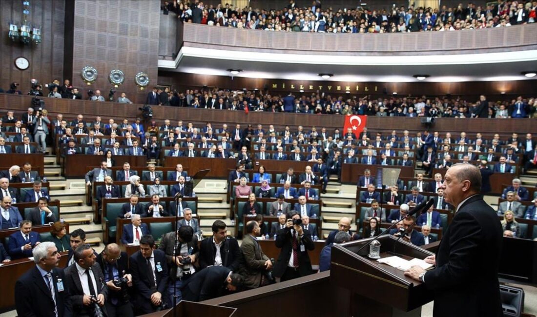 AKP tabanındaki sessizlik kulislerde dikkat çekiyor. Nuray Babacan, parti içinde