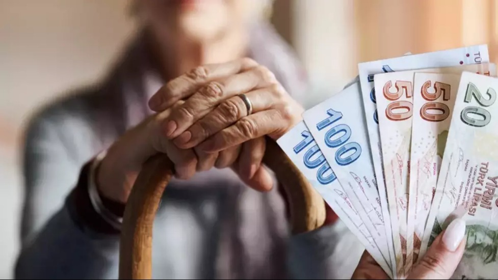 Türkiye’de milyonlarca emekli, Temmuz 2025’te aldıkları maaş zammının ardından Ocak