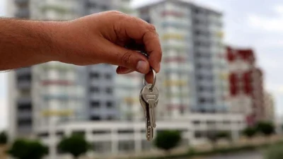 İzmir Bölge Adliye Mahkemesi, kiracının ev sahibinin yakınına yaptığı kira