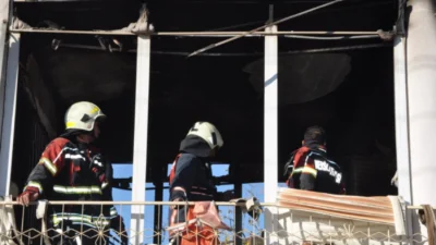 Mersin’in Silifke ilçesinde çıkan yangında 7 yaşındaki Poyraz ve 1