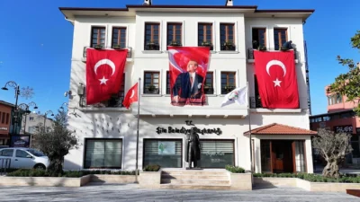 CHP’li Şile Belediyesi’ne yönelik ikinci dalga operasyonunda 23 kişinin gözaltına