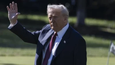 ABD Başkanı Trump, Oval Ofis’te düzenlediği bir imza töreninde İran