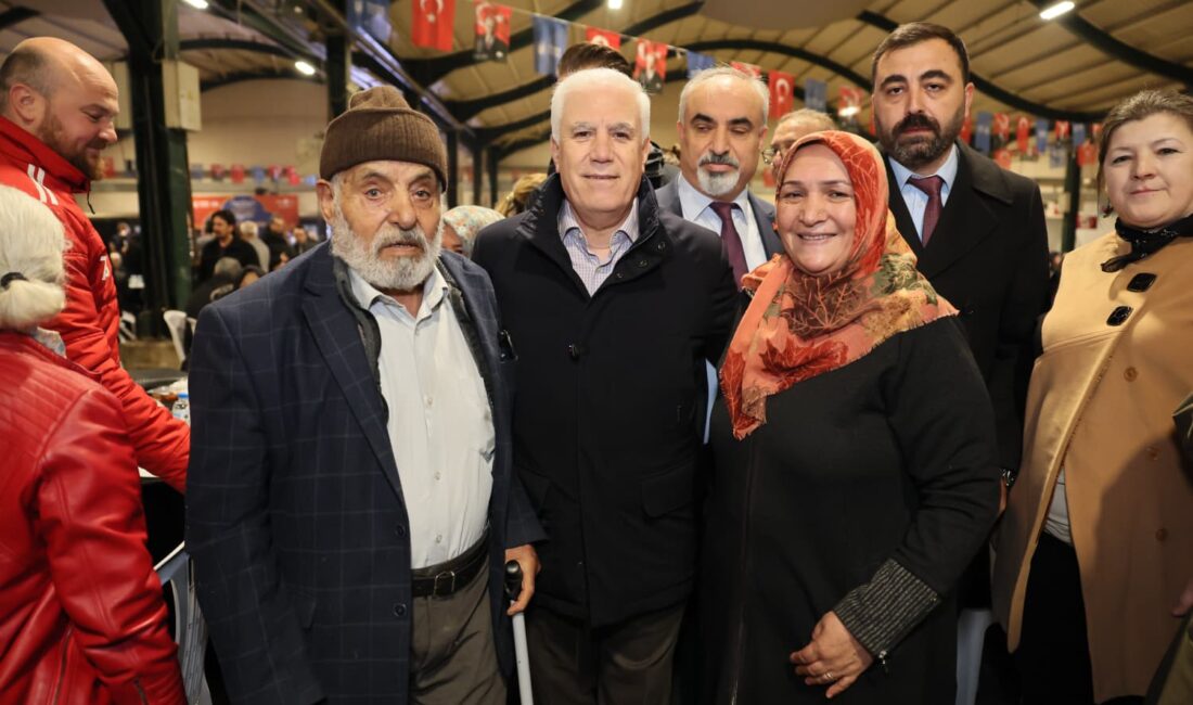 İNEGÖL’DE DÜZENLENEN İFTAR PROGRAMINDA VATANDAŞLARLA BİR ARAYA GELEN BAŞKAN MUSTAFA