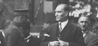 Gazi Mustafa Kemal Paşa diyor ki: “Kapıda duran nöbetçi bile