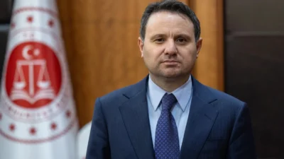 Adalet Bakanlığı Ceza İşleri Genel Müdürlüğü altında 7 ayrı Daire