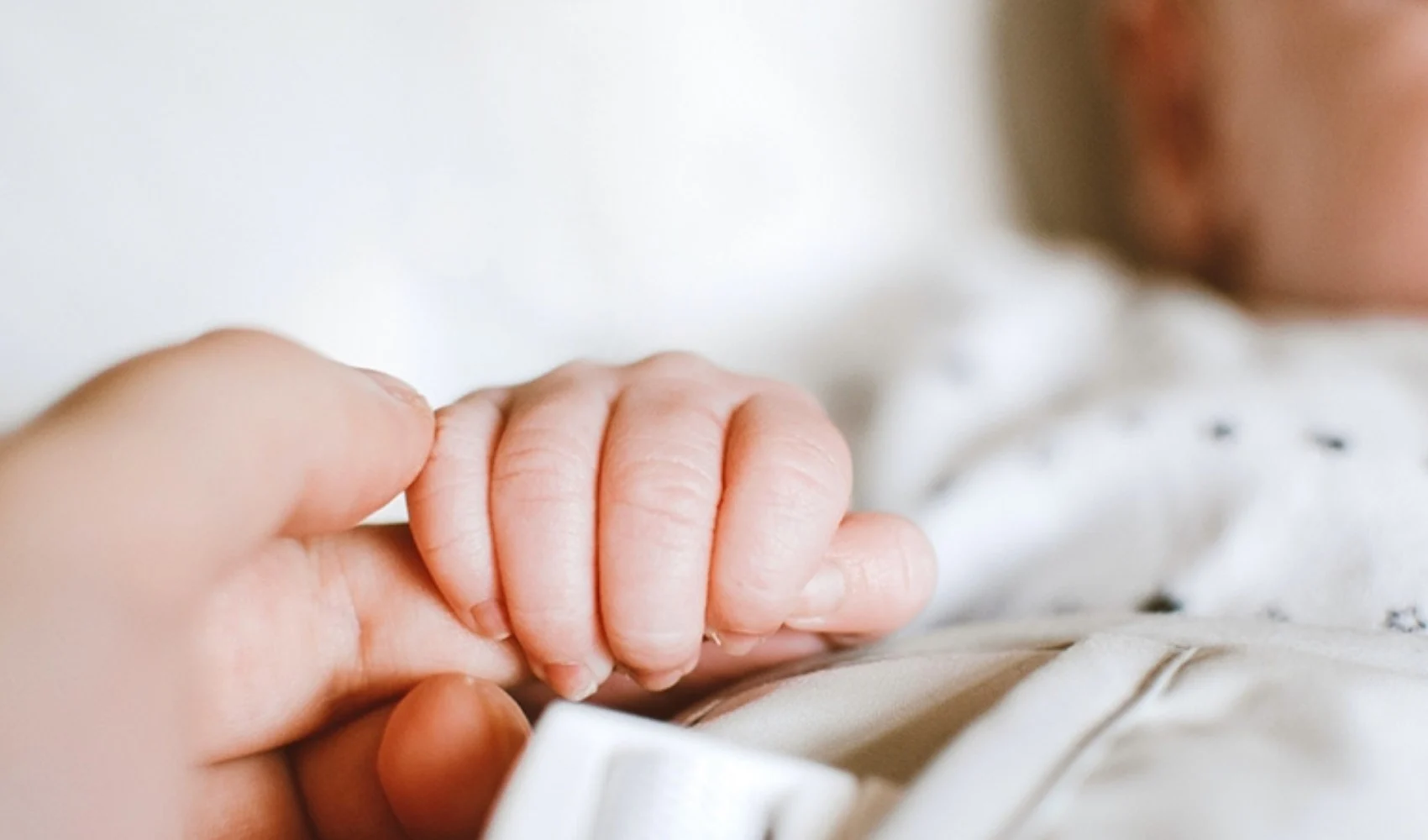TBMM Genel Kurulu’nda görüşülen kanun teklifinde doğum izinleri genişletildi, babalık