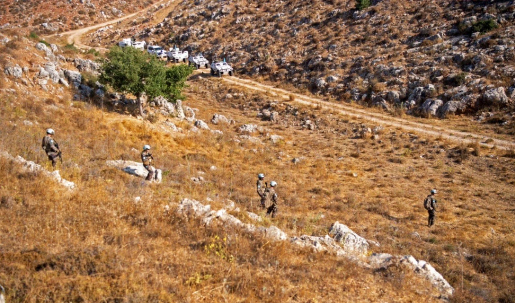Lübnan’da ateşkes sessizliğini İsrail saldırısı bozdu. Litani Nehri yakınlarında 1