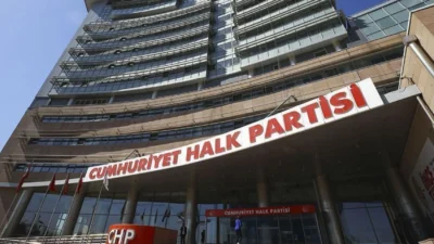 CHP’nin kurultay davasına yönelik mutlak butlan kararı çıktı. Kararın tedbirli