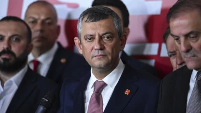 CHP içerisinde, “mutlak butlan” kararından kaynaklanan yönetim krizinin sebep olduğu