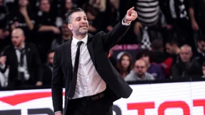 Eurolig yönetimi, yeni sezondan itibaren ligin 20 takımla oynanacağını duyurdu.