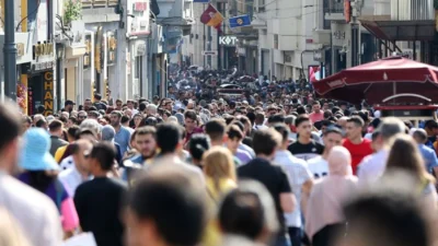 Mevsim etkisinden arındırılmış işsizlik oranı %8,2 seviyesinde gerçekleşti Hanehalkı İşgücü
