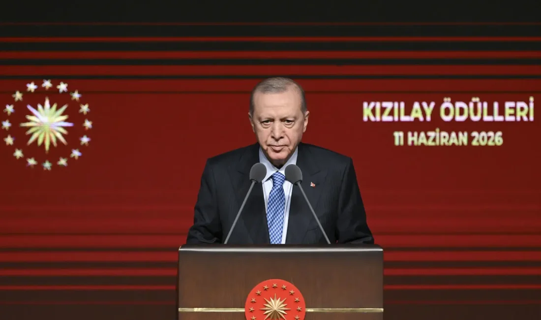 Cumhurbaşkanı Erdoğan Kızılay’ın düzenlediği ödül töreninde “Bugün tevdi ettiğimiz Kızılay