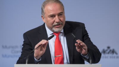 İsrail  Savunma Bakanı Avigdor Liberman’ın, ordunun yakında mühimmat sıkıntısı yaşayabileceği